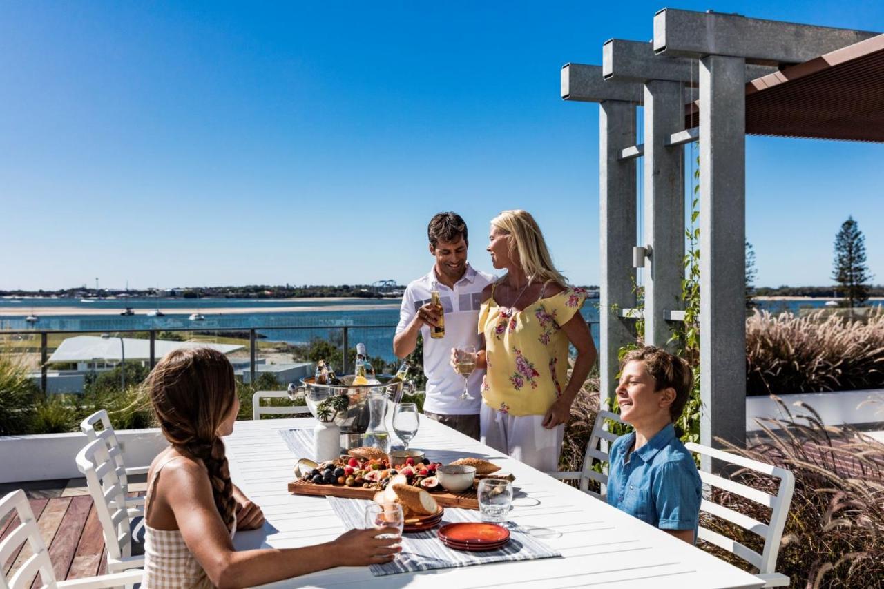Sky Broadwater Apartments Southport 외부 사진