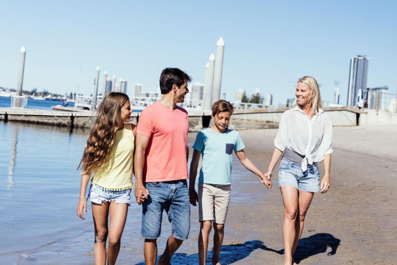Sky Broadwater Apartments Southport 외부 사진