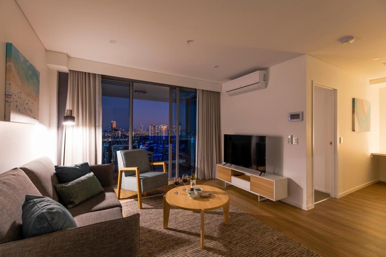 Sky Broadwater Apartments Southport 외부 사진