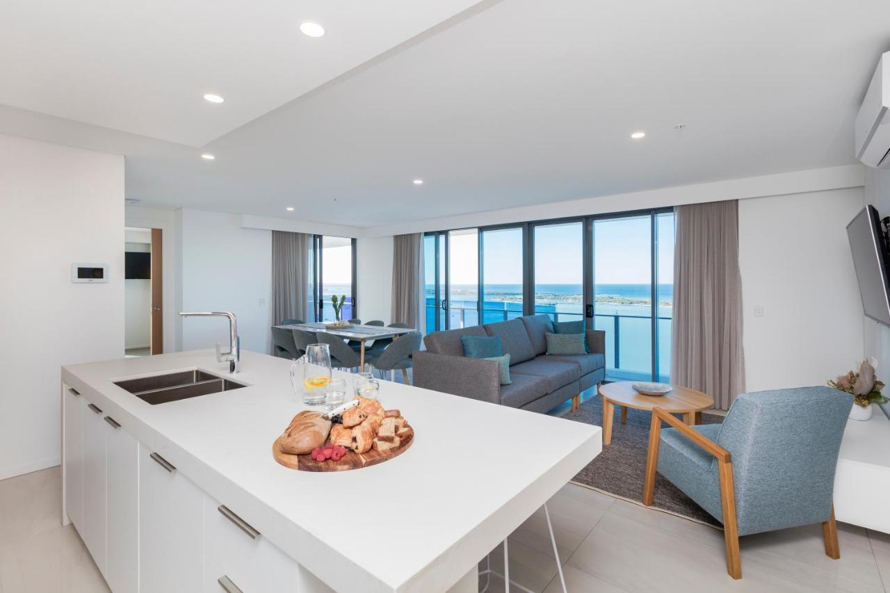 Sky Broadwater Apartments Southport 외부 사진