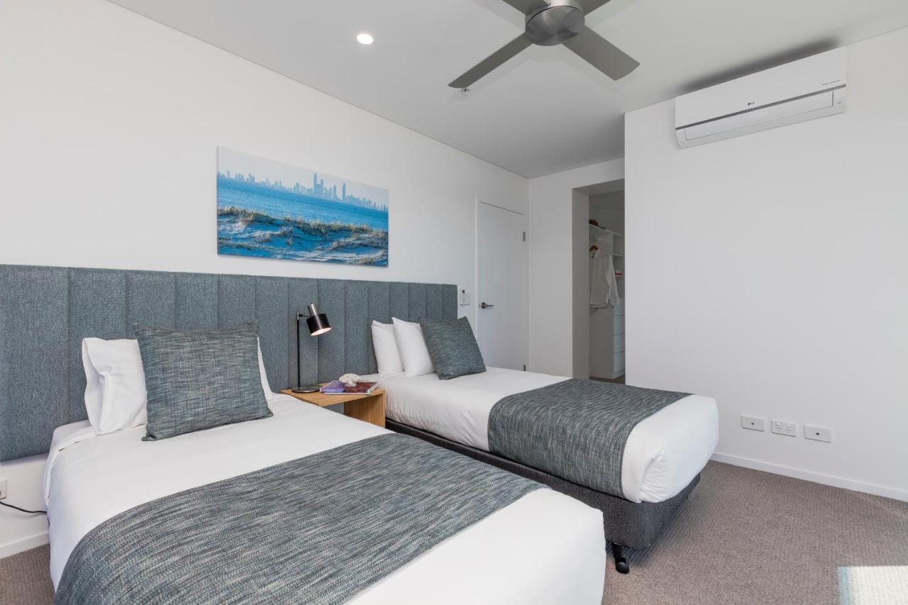 Sky Broadwater Apartments Southport 외부 사진