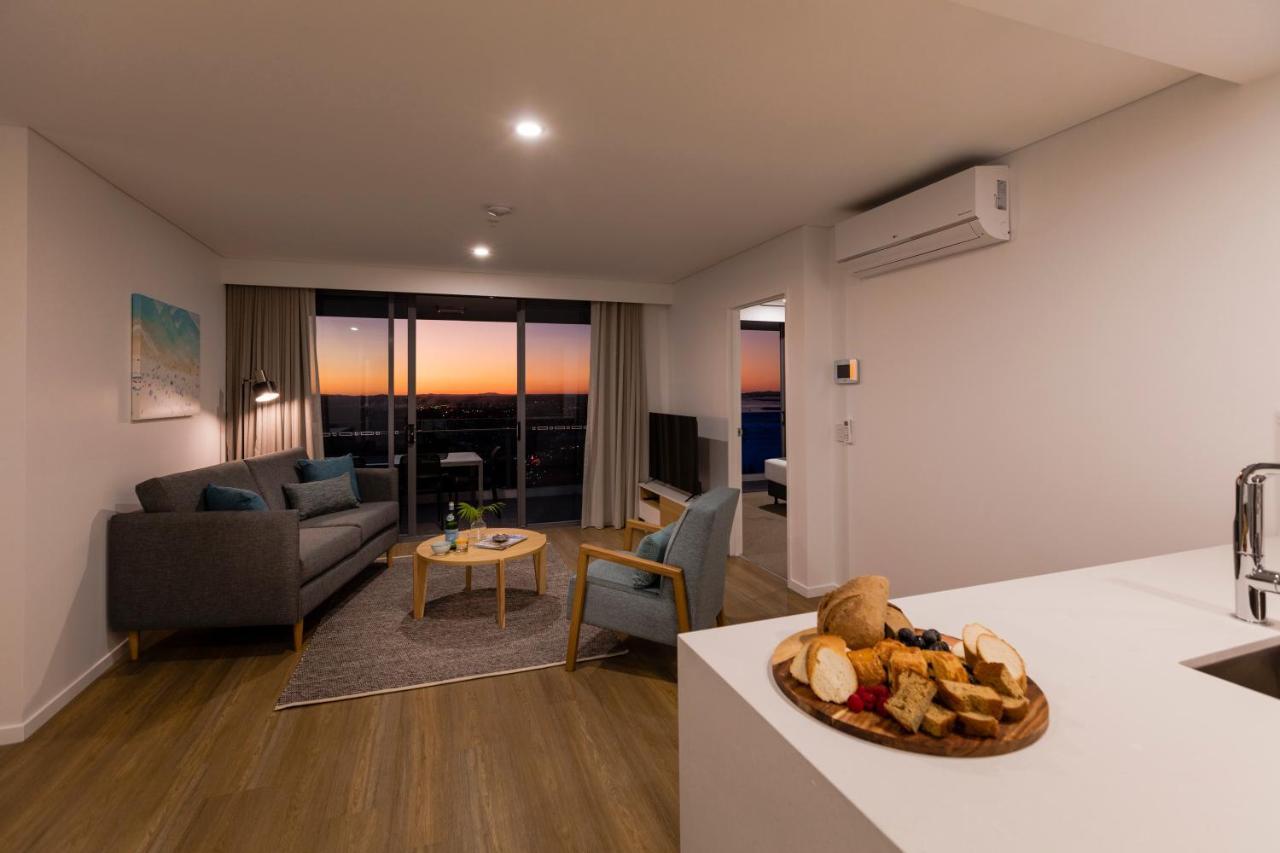 Sky Broadwater Apartments Southport 외부 사진