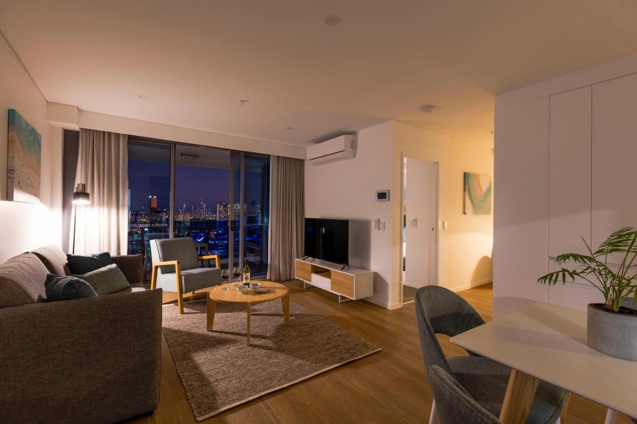 Sky Broadwater Apartments Southport 외부 사진