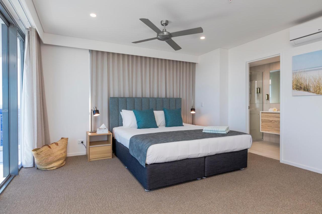 Sky Broadwater Apartments Southport 외부 사진